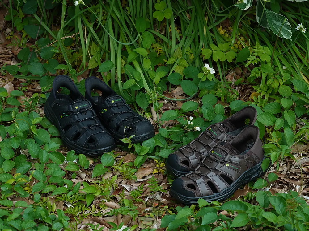 SKECHERS サンダル